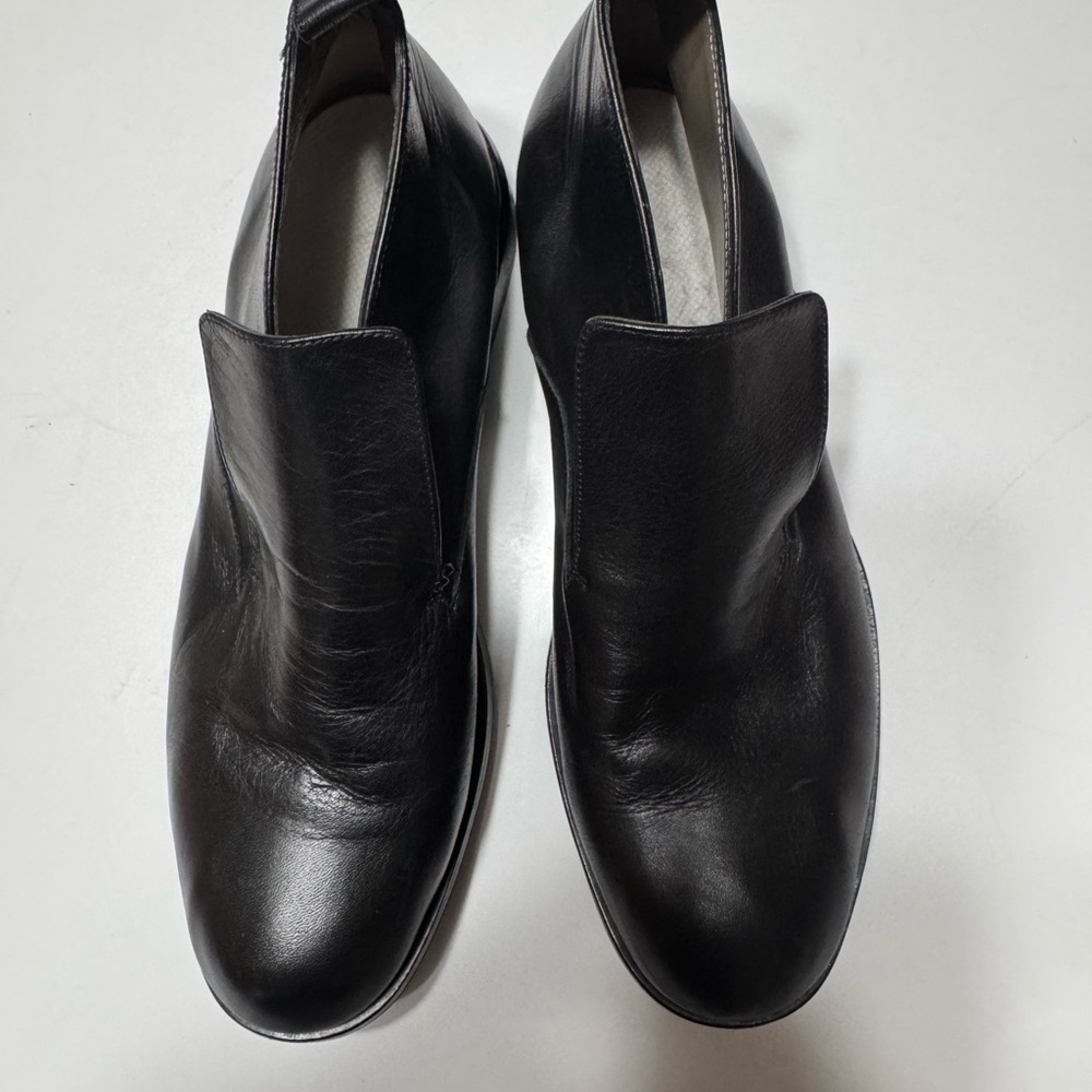 Veto Cuoio Leather Ankle boots..